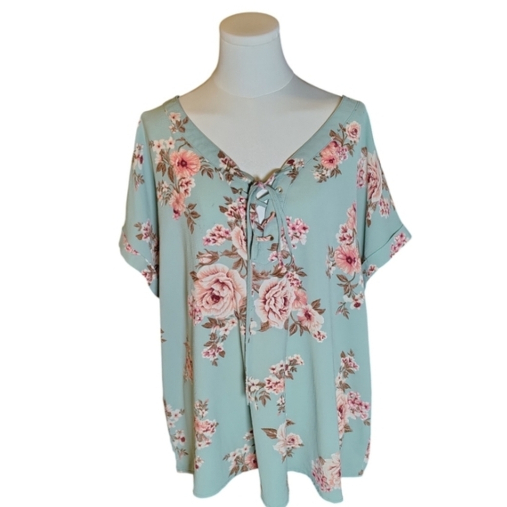 Flower & Feather Blue Pale Pink Floral Crisscross Tie Front Blouse Size 3XL